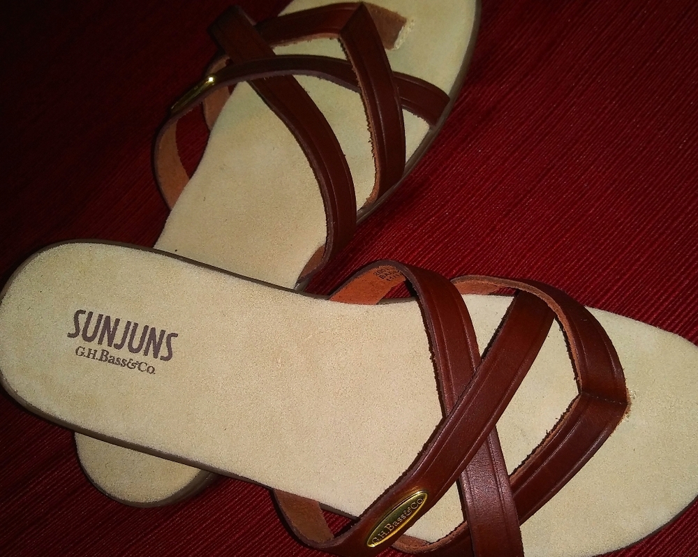 Sun Juns brown leather sandles